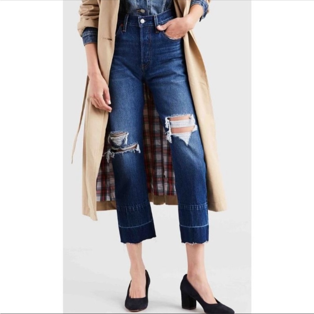 LEVIS 501s